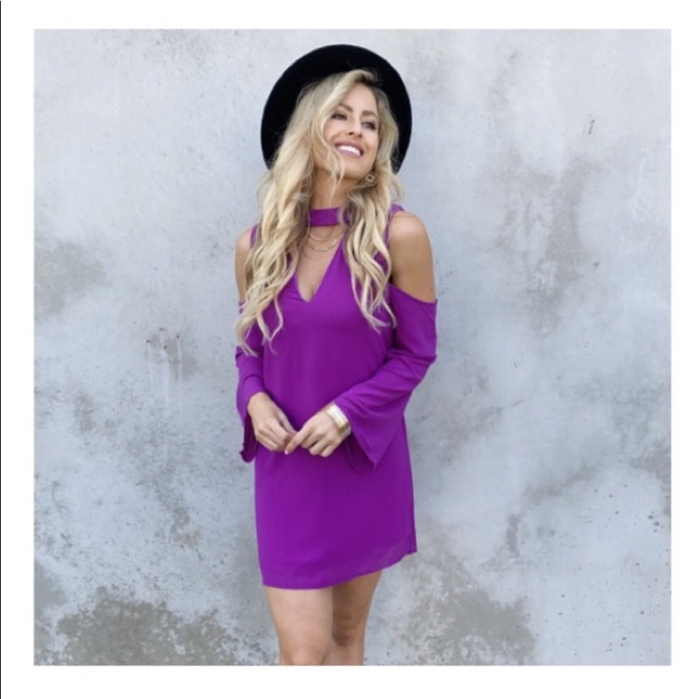 Dainty Hooligan NWT fuchsia magenta cold shoulder cut out mini dress